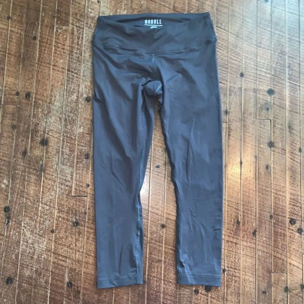 No Bull gray matte S cropped high impact workout leggings